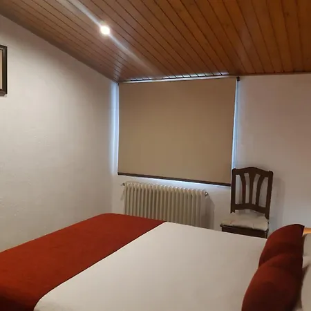 Montgri Apartment